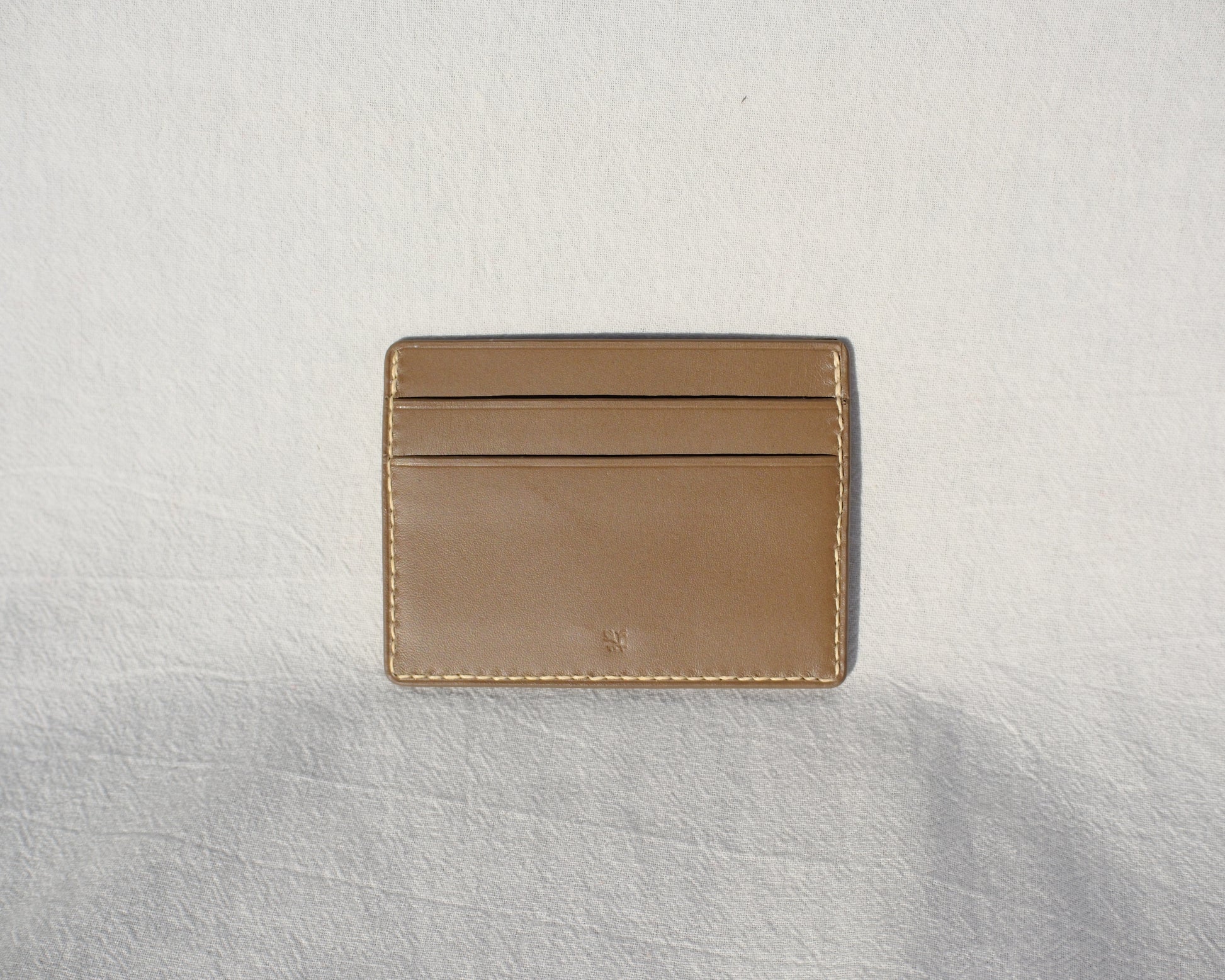 Line Card Holder - Tapue