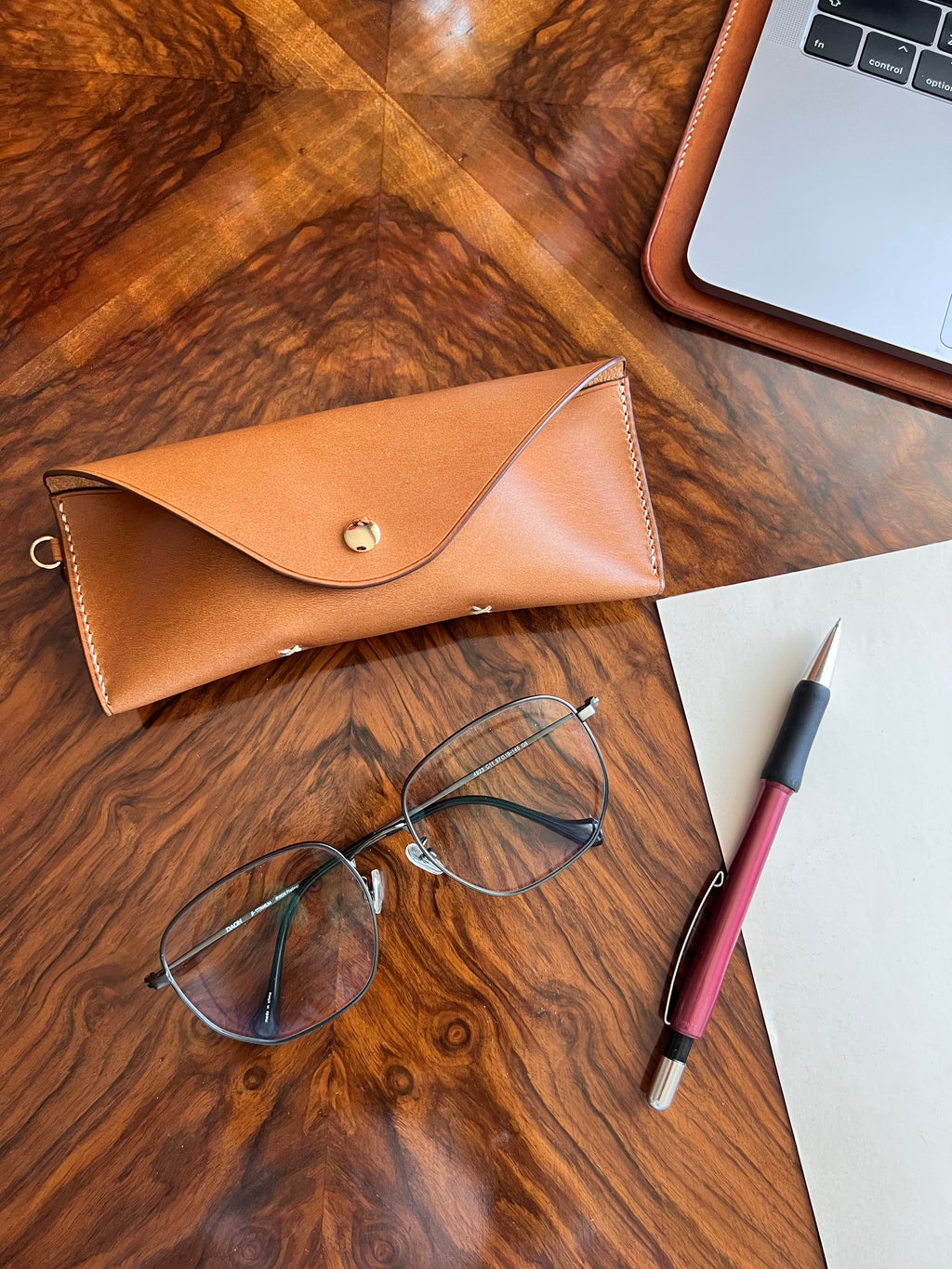 Snap Eyewear Case - Camel