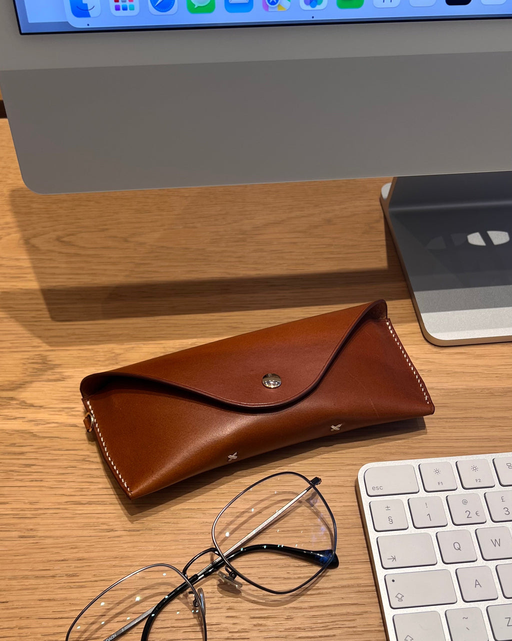 Snap Eyewear Case - Cognac
